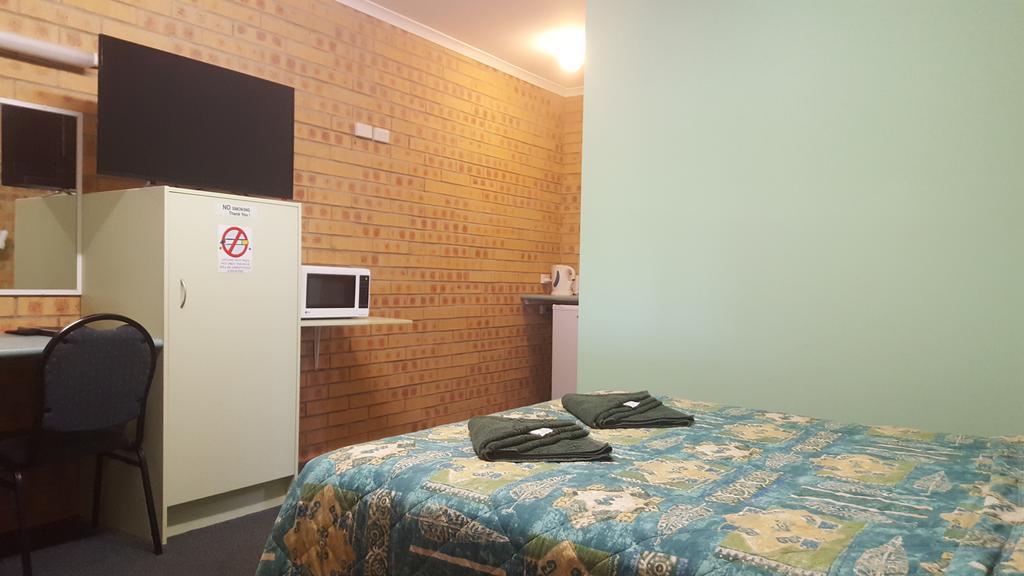 Tiaro Motor Inn Exterior foto